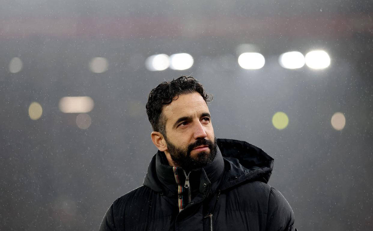 曼联双线出击！开启顶级门将转会谈判，同时追逐意甲中场